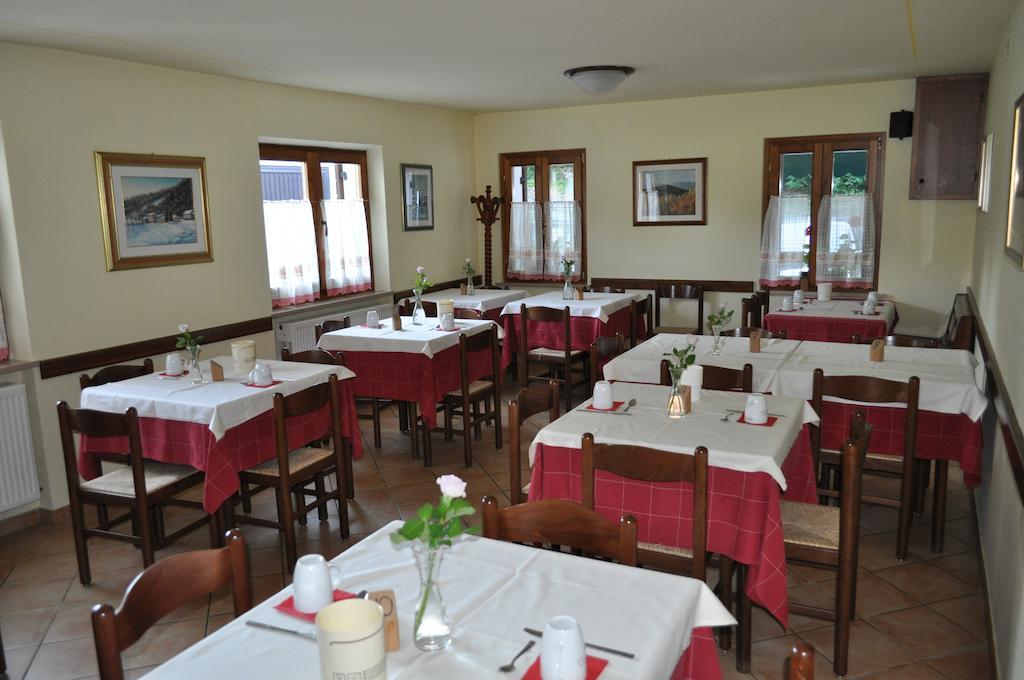 Rifugio Pranolz Hotel Trichiana Bagian luar foto